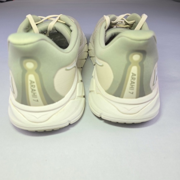 Hoka One One Arahi 7 Oat Milk Barley 1147850-OKB Running Shoes Mens 12.5 2E (EE) main image 8
